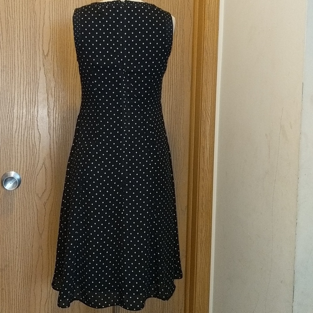 ANN TAYLOR DRESS - Picture 2 of 2